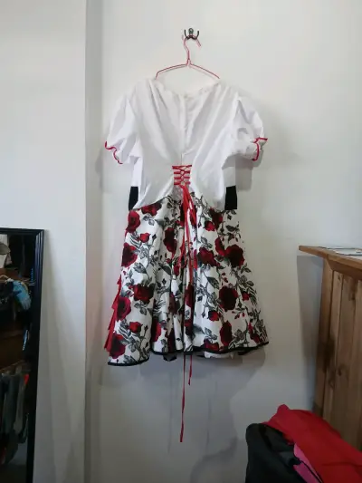 Conjunto de Vestido Flamenco con Chaqueta Roja - miniatura 4
