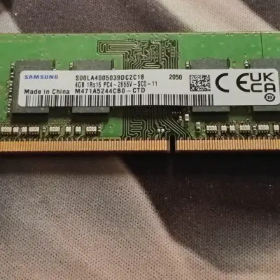 Memoria RAM Samsung 4GB DDR4 2666MHz - miniatura 1