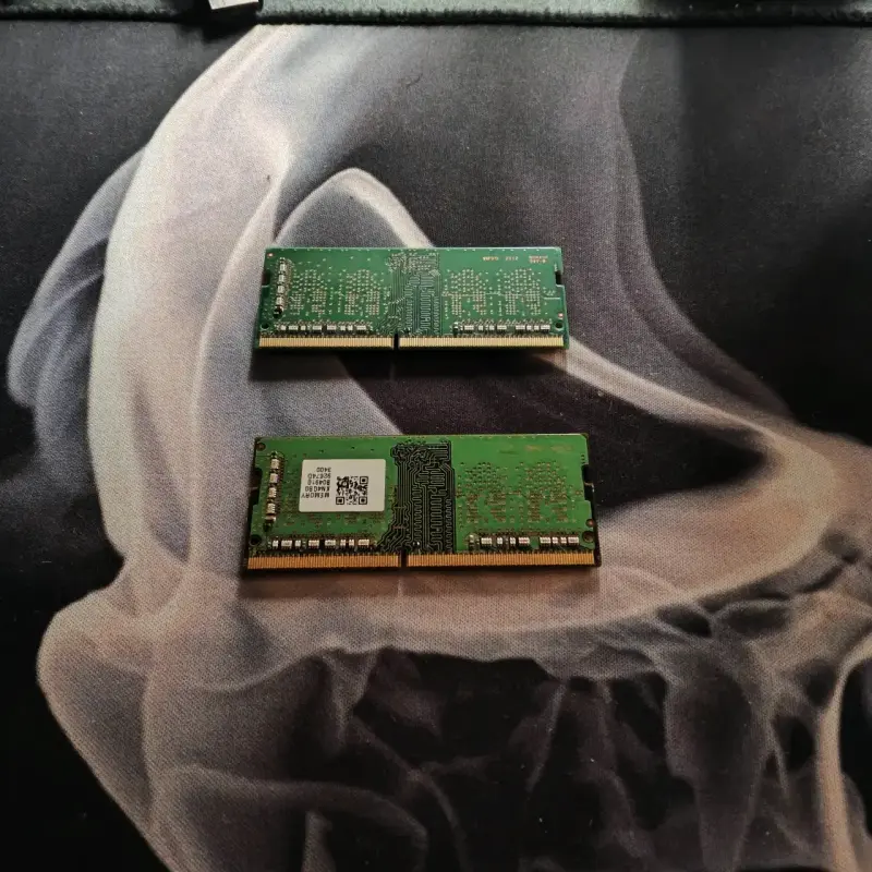 Memoria RAM Samsung 4GB DDR4 2666MHz - 2
