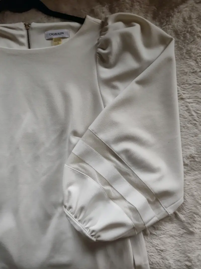 Vestido blanco elegante Calvin Klein con lazo - 2