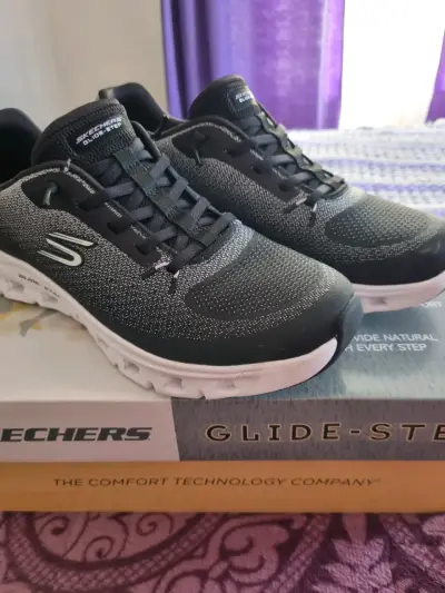 Zapatillas deportivas Skechers Glide-Step negras - miniatura 2