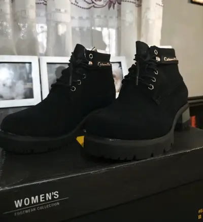 Botas negras de mujer Caterpillar - miniatura 2