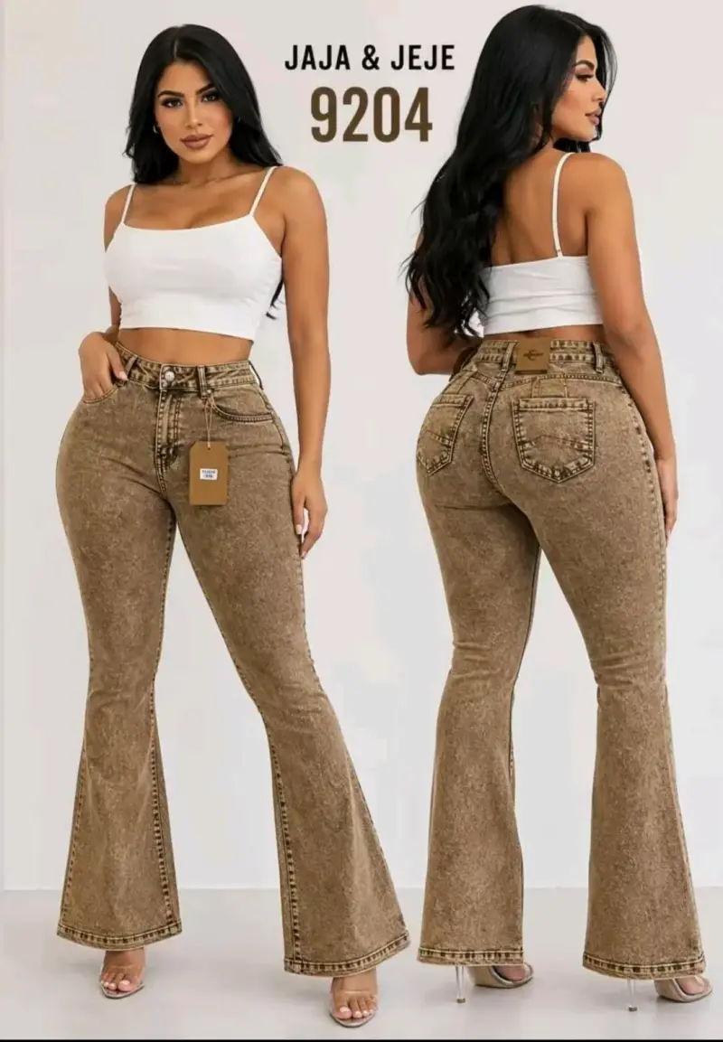 Jeans acampanados marrones Jaja & Jeje