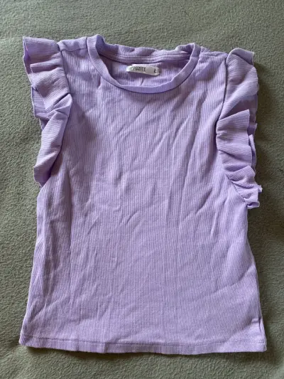 Polera Lila con Volantes para Mujer Talla S-M - miniatura 1