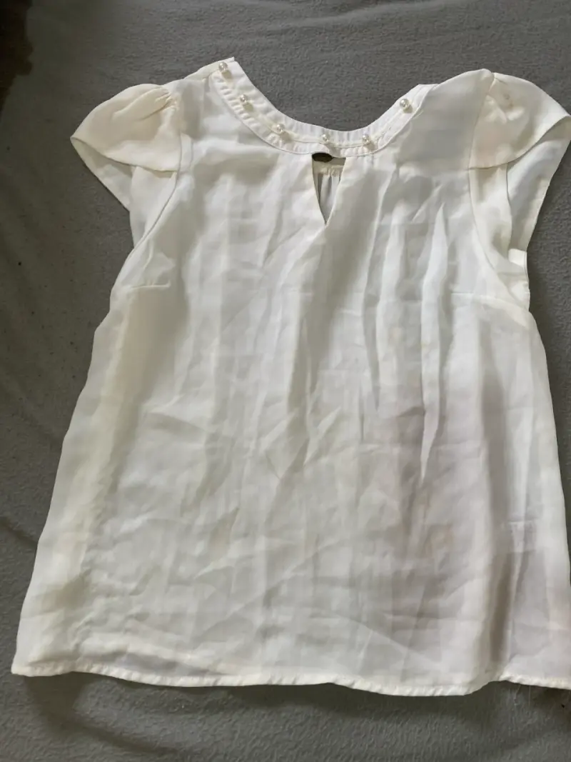 Blusa blanca con perlas, María Pura, talla M