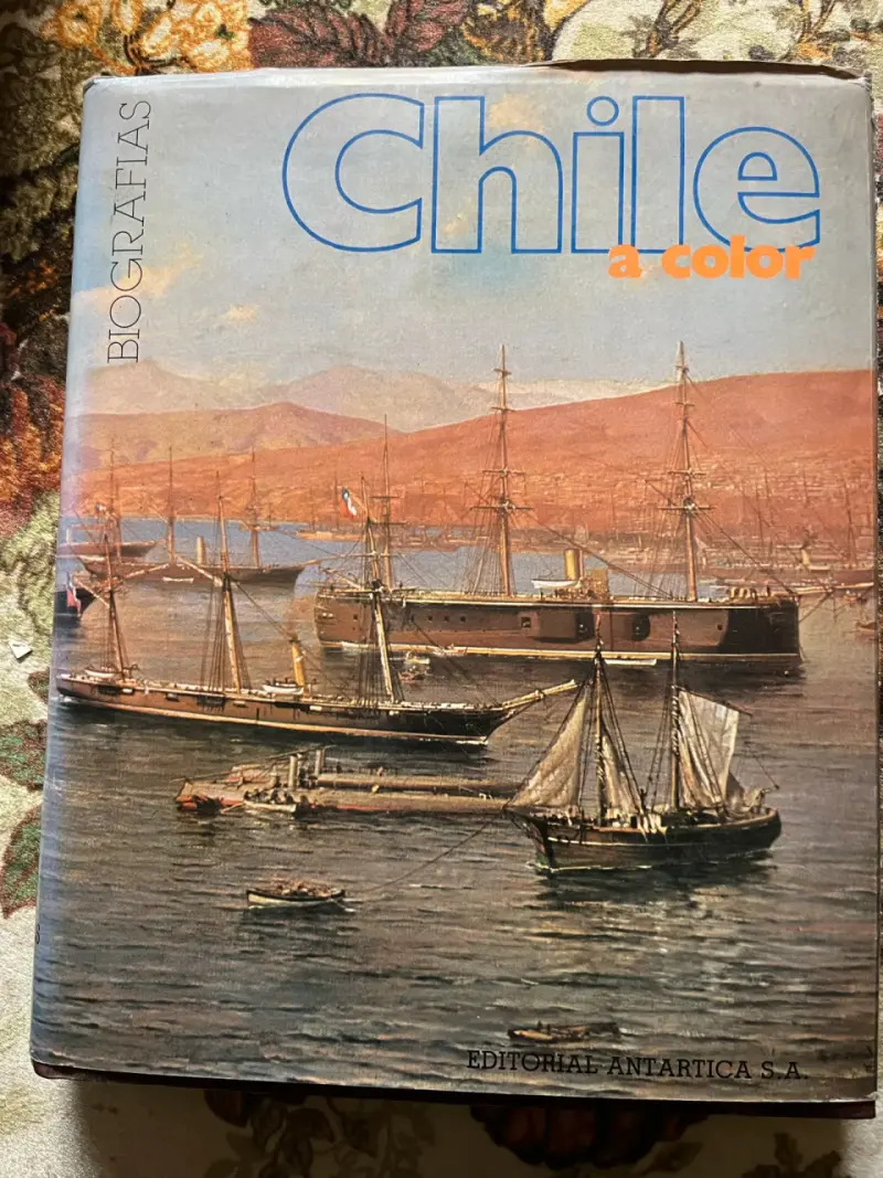 Libro 'Chile a Color' de Editorial Antártica