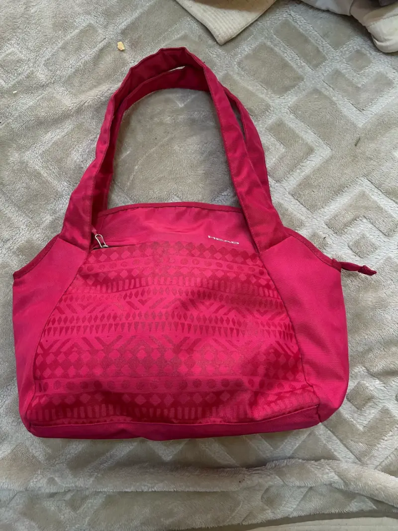 Bolso deportivo rojo Head con diseño estampado - 1
