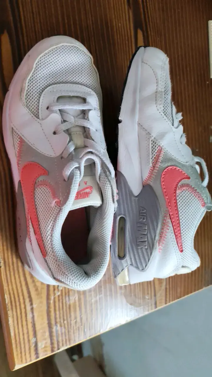 Zapatillas Nike Air Max para niñs, blancas y rojas - 1