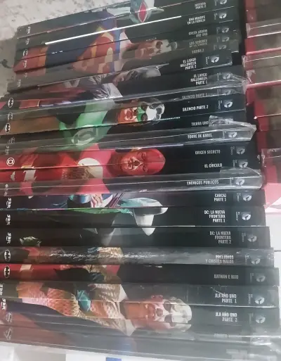 Colección de cómics Marvel y DC en buen estado - miniatura 2
