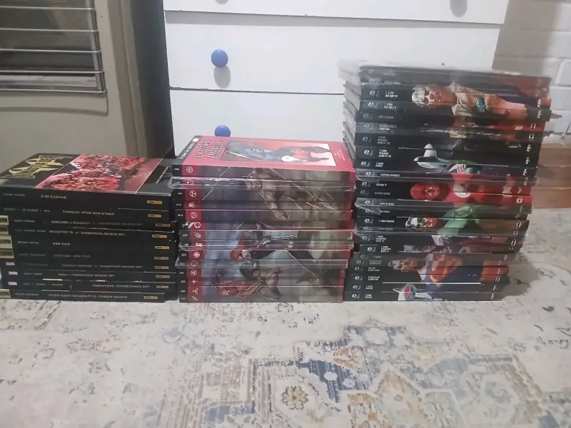 Colección de cómics Marvel y DC en buen estado - 5