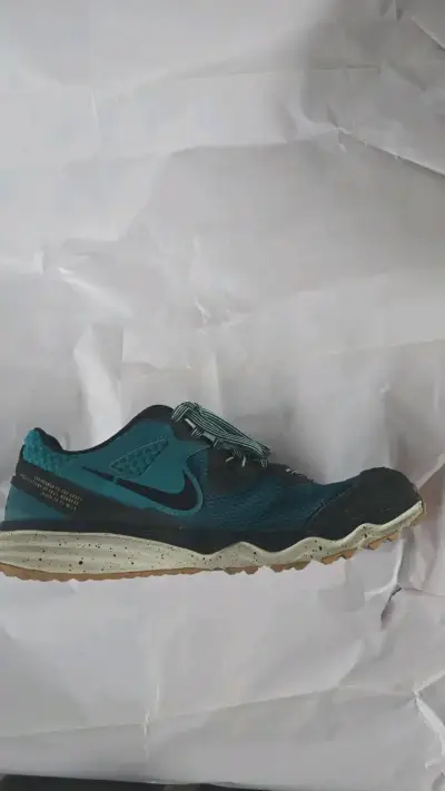 Zapatillas de Trail Running Nike Verde y Negro - miniatura 5