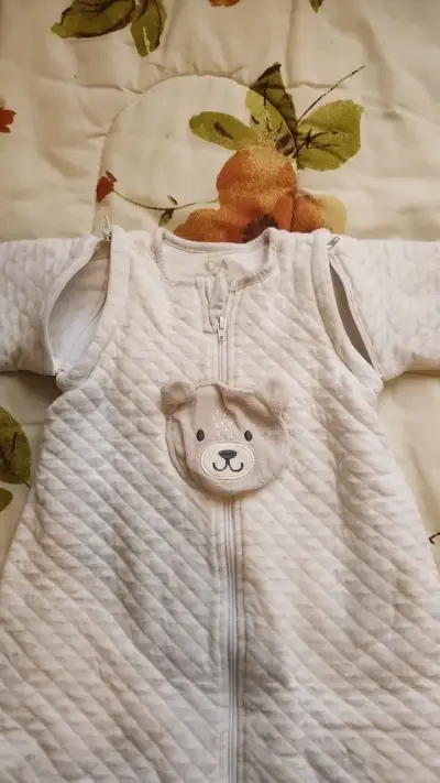 Saco de dormir para bebé C&A blanco con diseño de oso - miniatura 2
