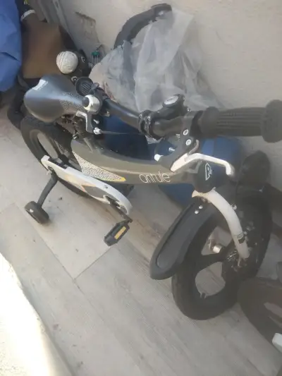 Bicicleta infantil Antule gris con ruedas de apoyo - miniatura 2