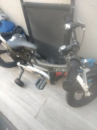 Bicicleta infantil Antule gris con ruedas de apoyo - miniatura 3