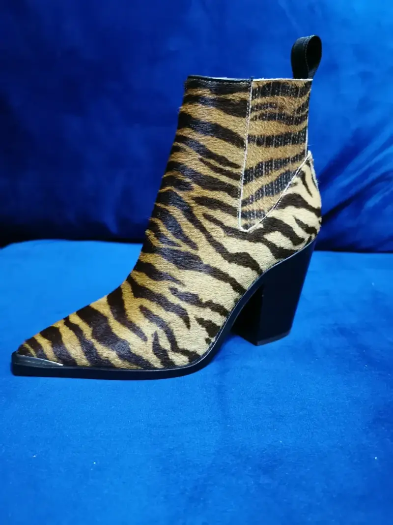 Botines de tacón animal print Kenneth Cole - 2