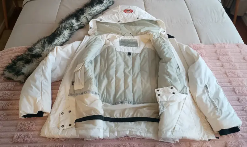 Chaqueta de invierno blanca Esprit con capucha - 2