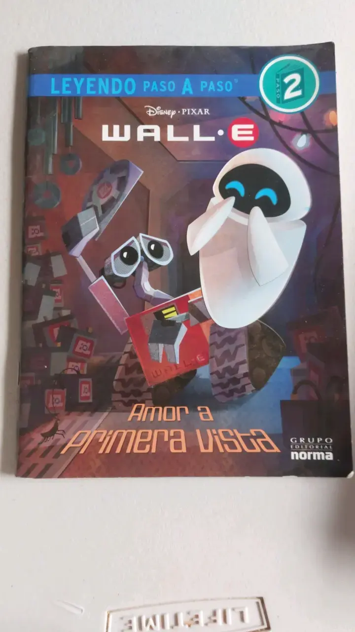 Libro Wall-E Amor a Primera Vista - 1