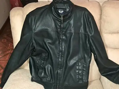 Chaqueta ecocuero negra para hombre - miniatura 4