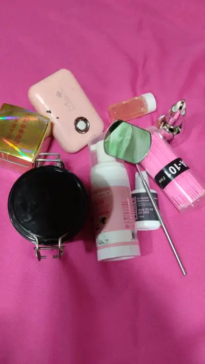 Set de herramientas para cuidado facial y pestañas - miniatura 1