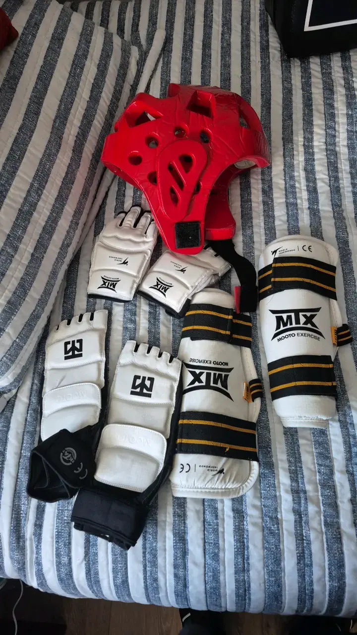 Equipo de protección para artes marciales Mooto y SMAI - 1