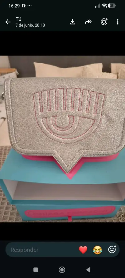 Cartera plateada Chiara Ferragni edición limitada - miniatura 1