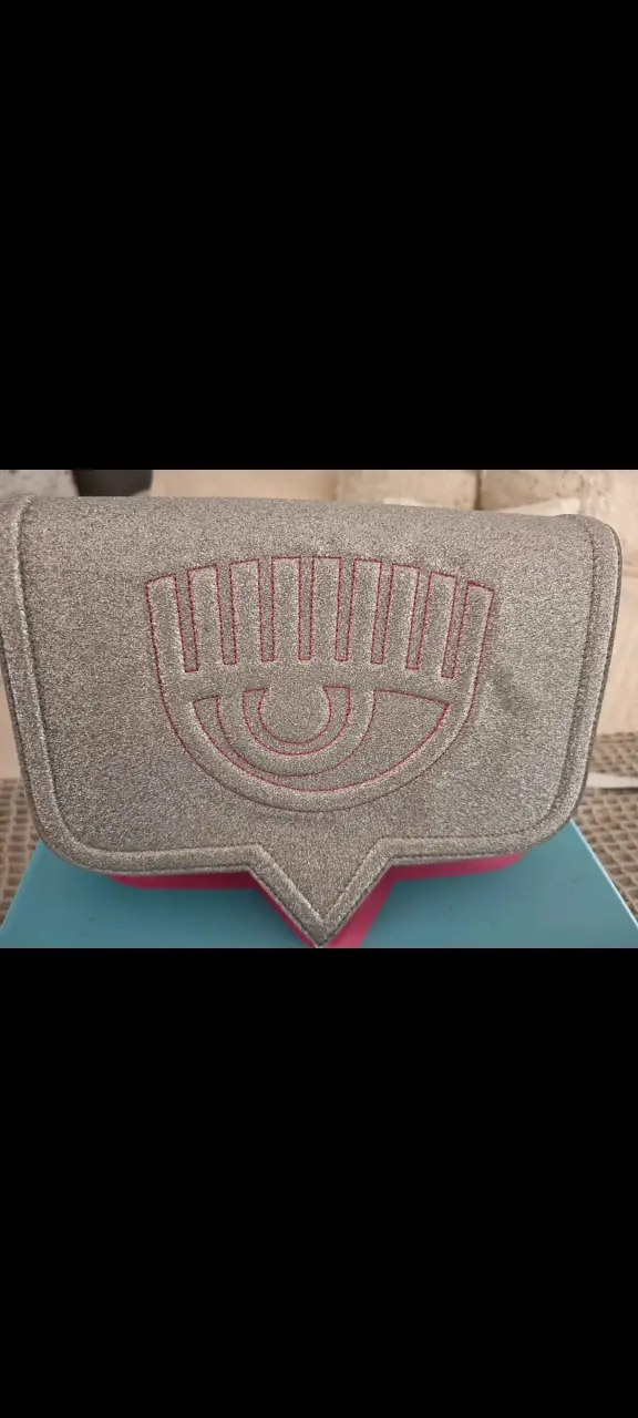 Cartera plateada Chiara Ferragni edición limitada - 3