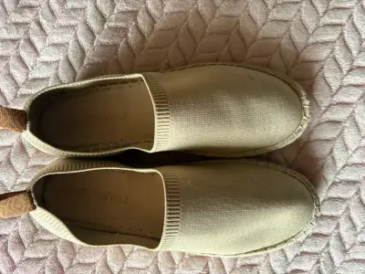 Zapatillas casuales beige de tela - miniatura 3