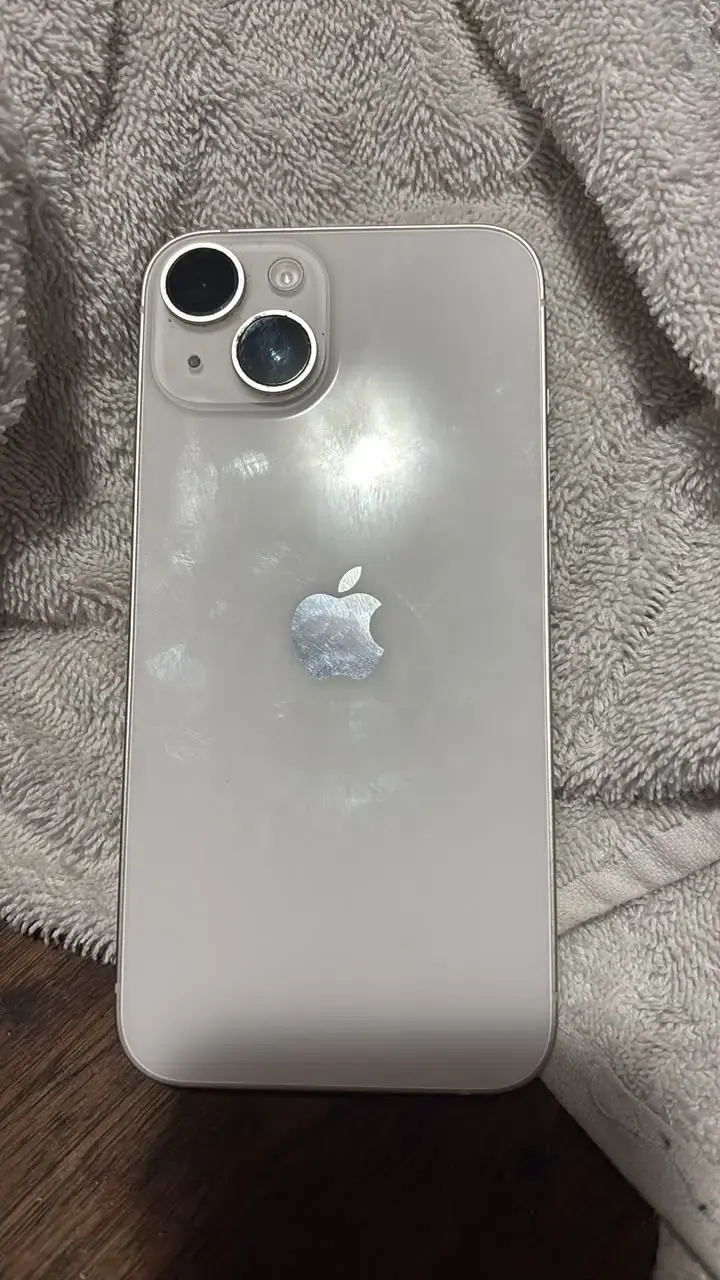 iPhone blanco en buen estado con pantalla táctil - 1