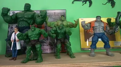 Colección de Figuras de Acción Hulk y Variantes - miniatura 3