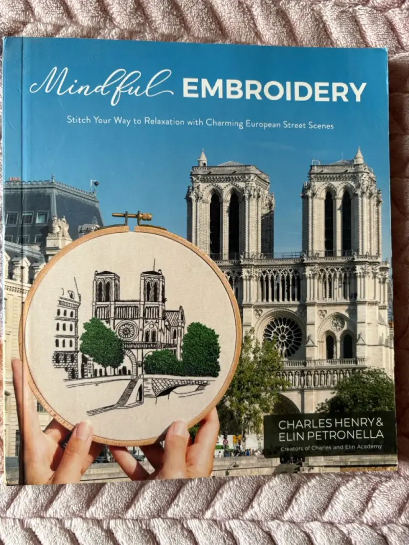 Libro Mindful Embroidery para bordado relajante - 1