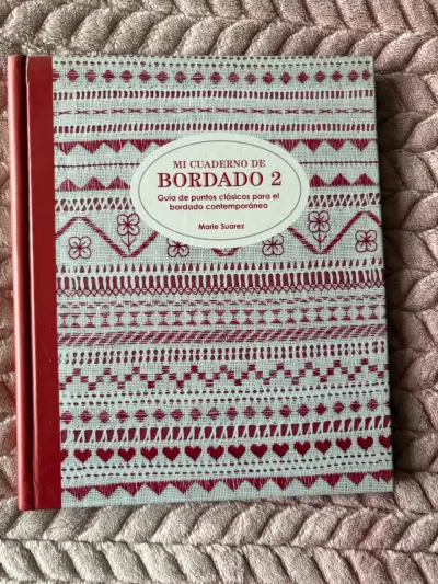 Libro Mi Cuaderno De Bordado 2 de Marie Suarez - miniatura 1