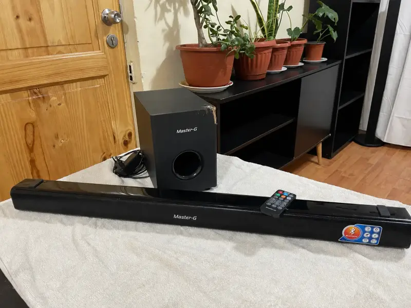Master-G con subwoofer y Bluetooth