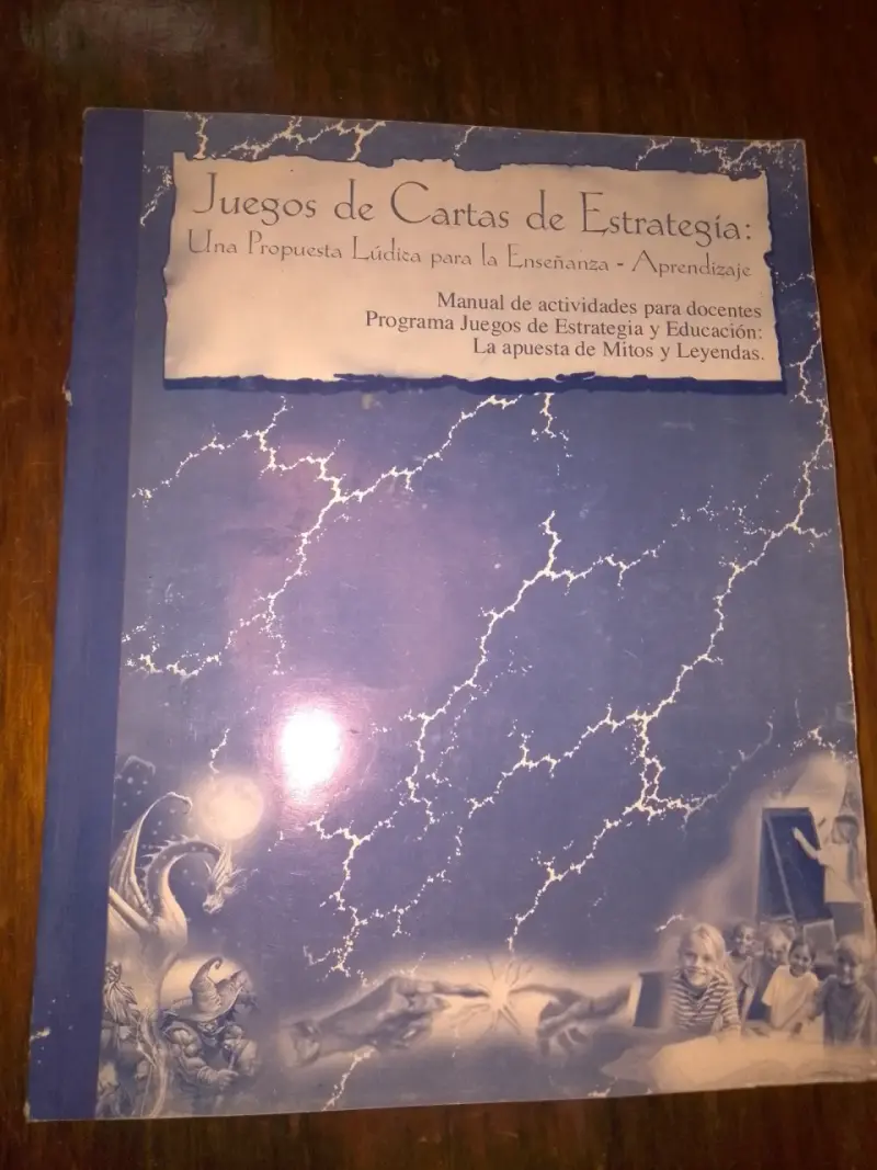 Manual de Juegos de Cartas de Estrategia Docen - 1
