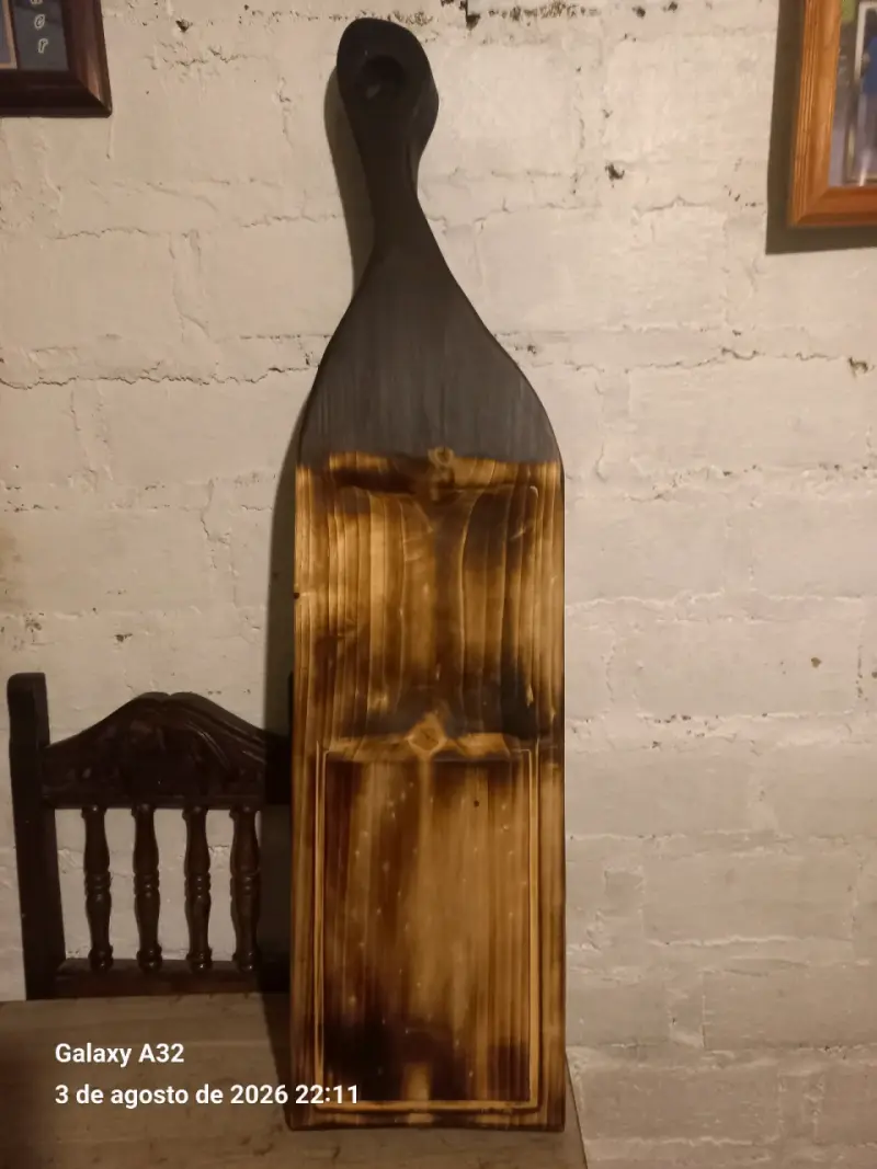 Tabla de madera rústica para cocina