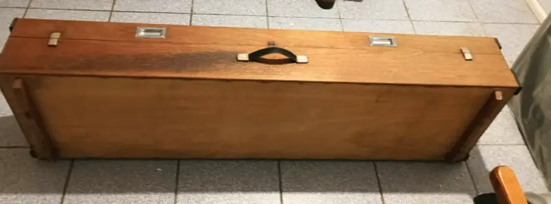 Estuche de madera para guitarra eléctrica con interior acolchado - 2