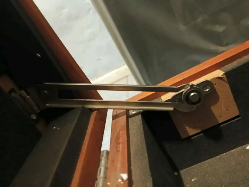 Estuche de madera para guitarra eléctrica con interior acolchado - 6