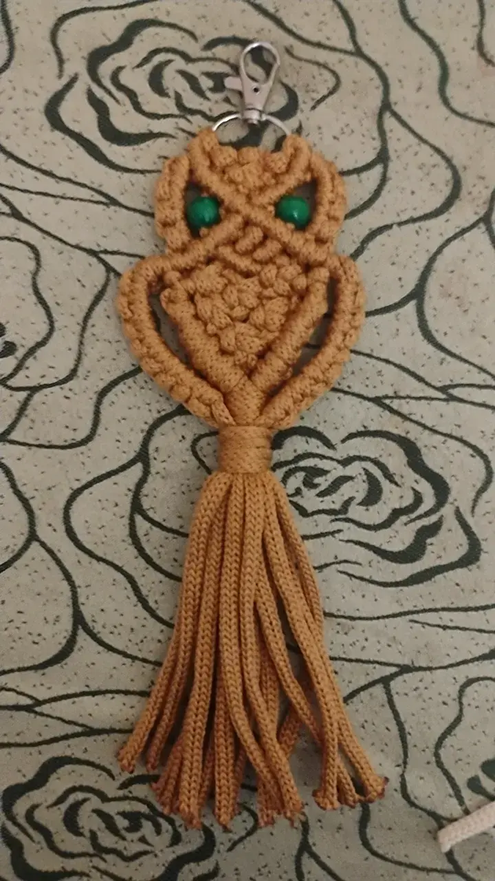 Llavero de macramé con diseño de búho - 2