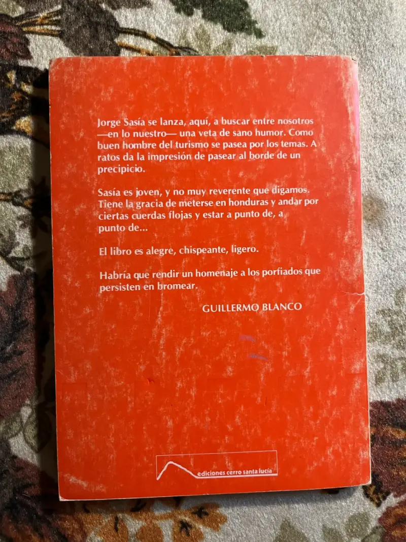 Libro 'A La Altura Del Unto' de Jorge Sasia - 4