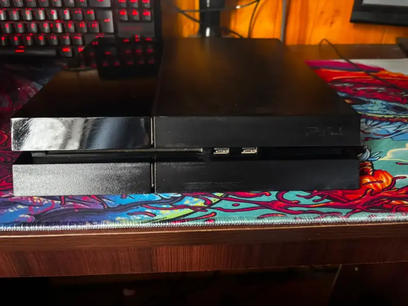 PlayStation 4 con control, juegos y cables - 2