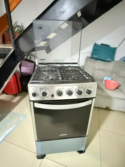 Cocina a gas Mabe con horno y 4 quemadores - miniatura 2