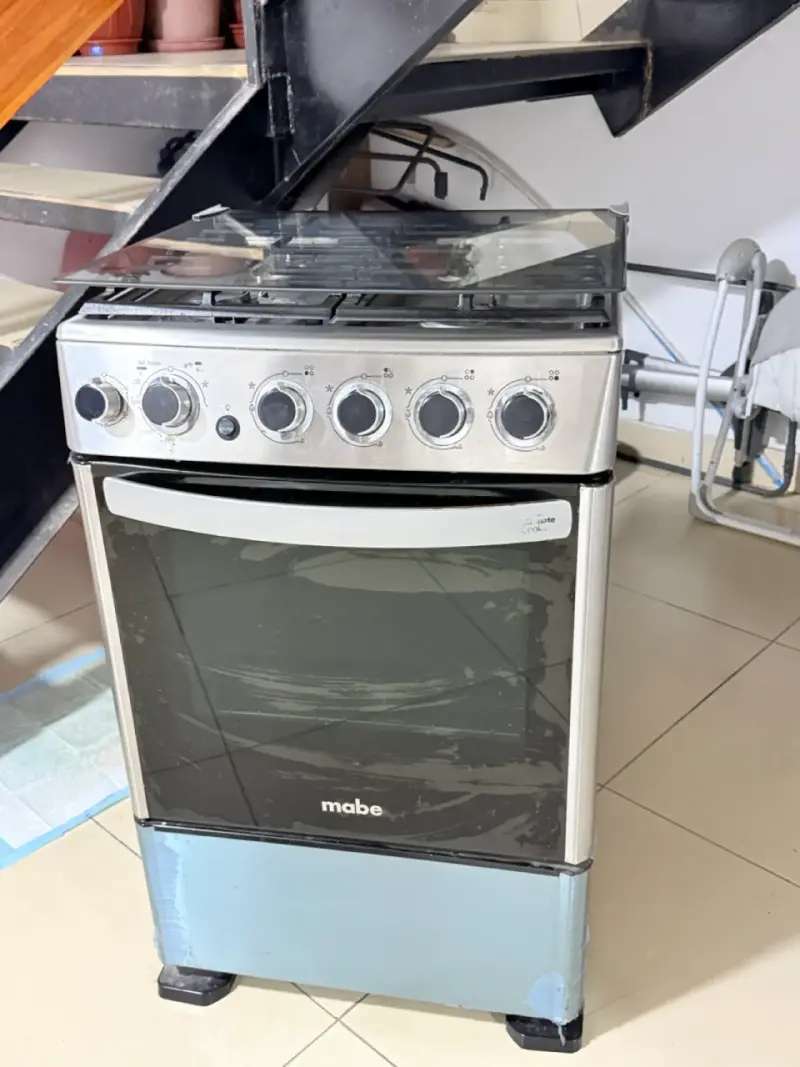 Cocina a gas Mabe con horno y 4 quemadores - 6
