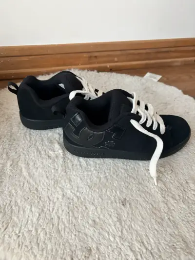 Zapatillas negras DC - miniatura 1