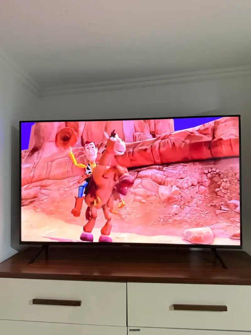 Televisor LED de 55 pulgadas en buen estado - 3