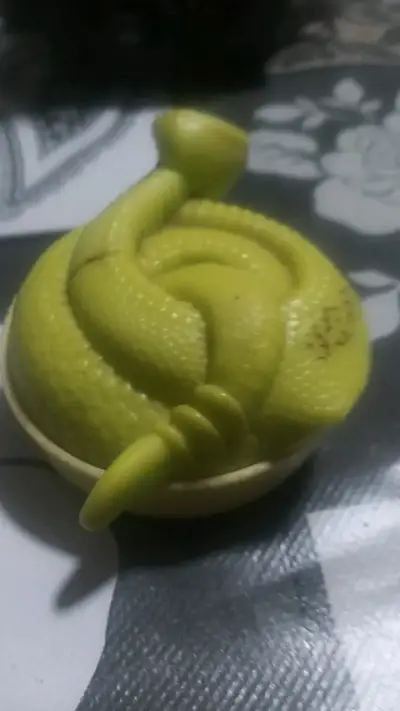 Figura decorativa de serpiente verde - miniatura 2