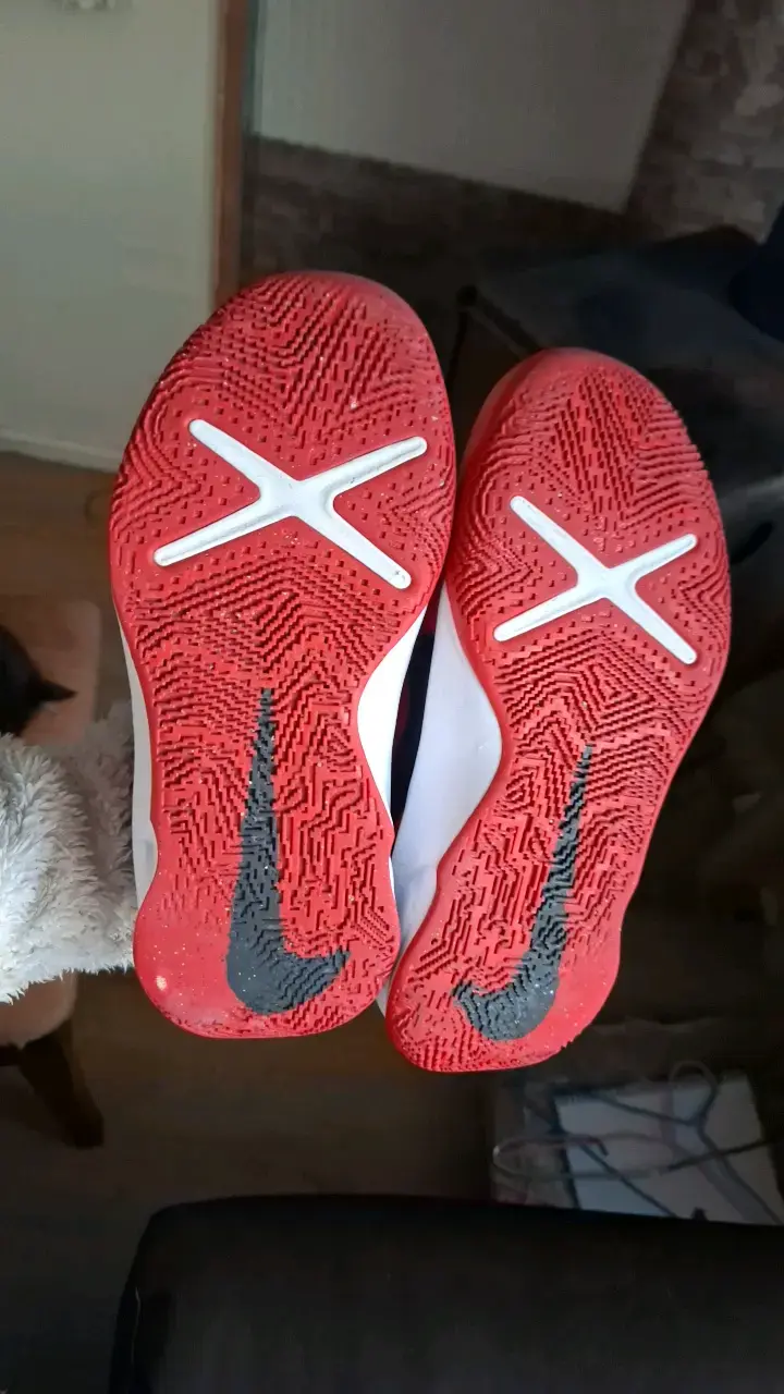 Zapatillas deportivas rojas Nike - 2