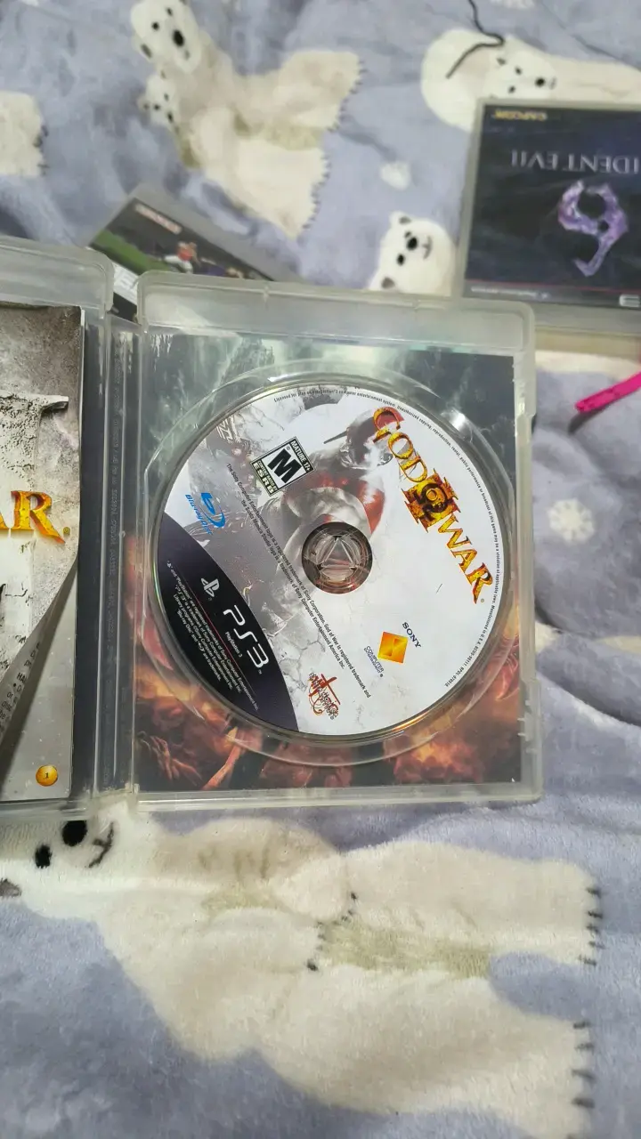 Juego PS3 God of War III en buen estado - 4