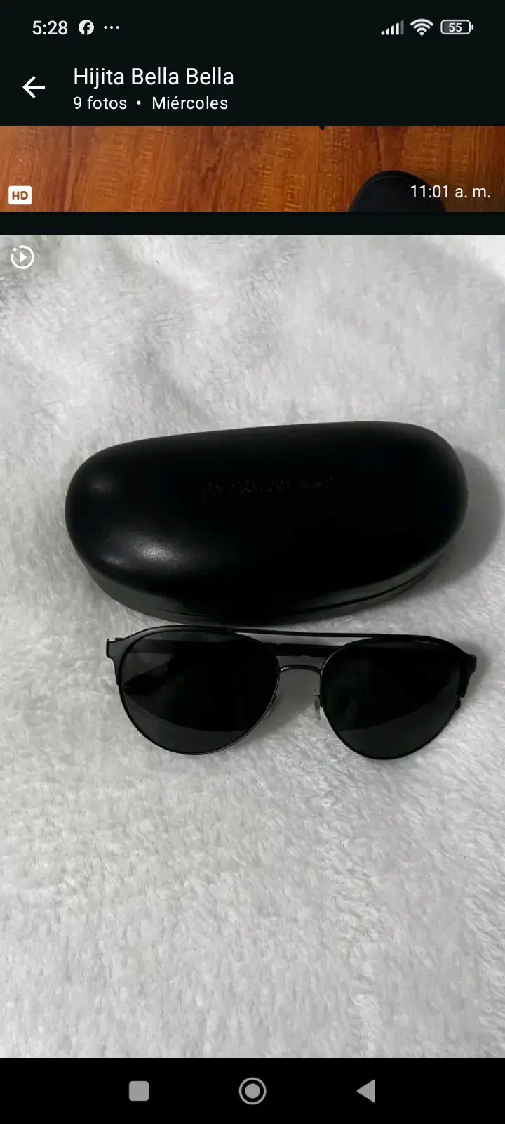 Gafas de sol negras con estuche