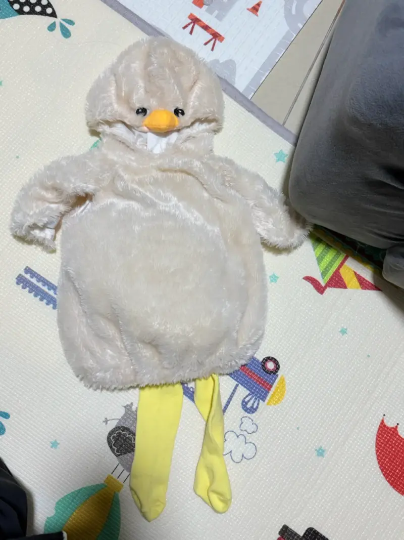 Disfraz de pollito para bebé con capucha