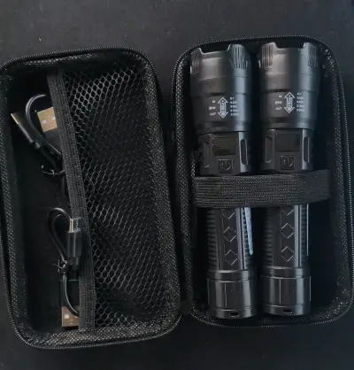 Set de Linternas Recargables LED con Estuche - miniatura 1