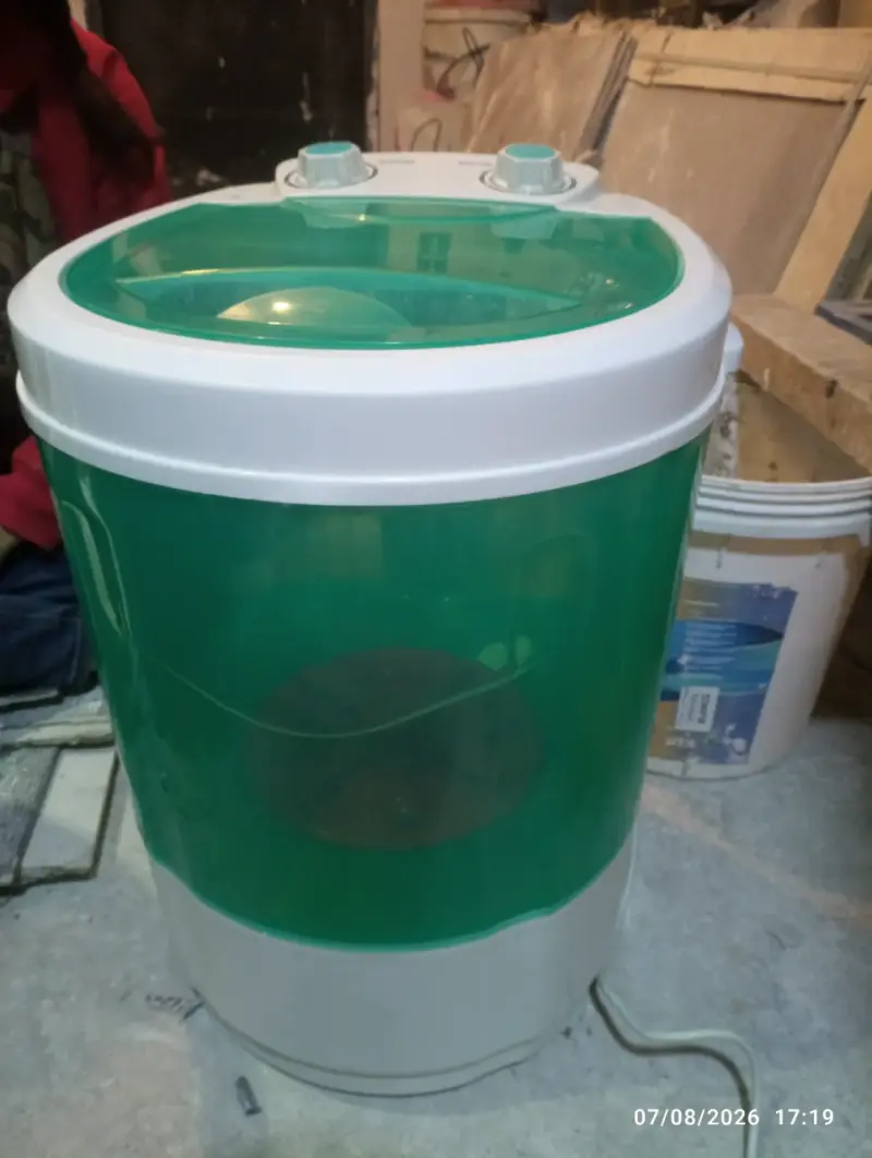 Lavadora de Ropa super Compacta Verde